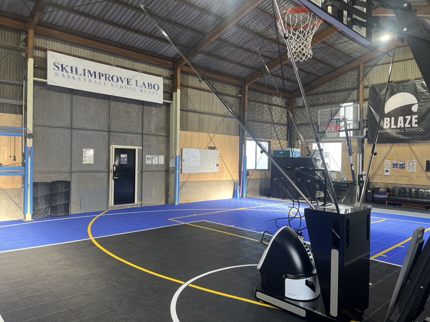 新規開設予定のクラスでのシューティングマシンの画像